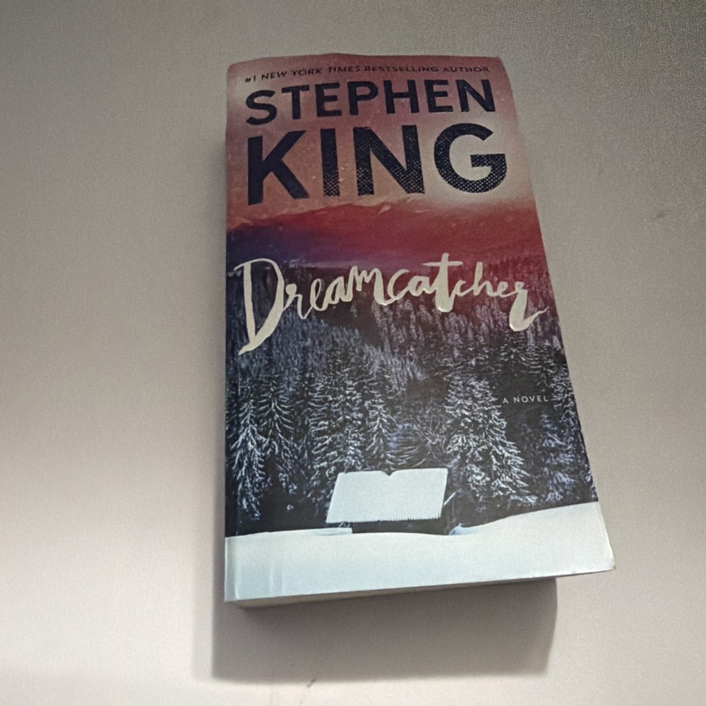 Dreamcatcher Stephen King Paperback Novel 2017 Pocket Books Horror Sci-Fi Maine